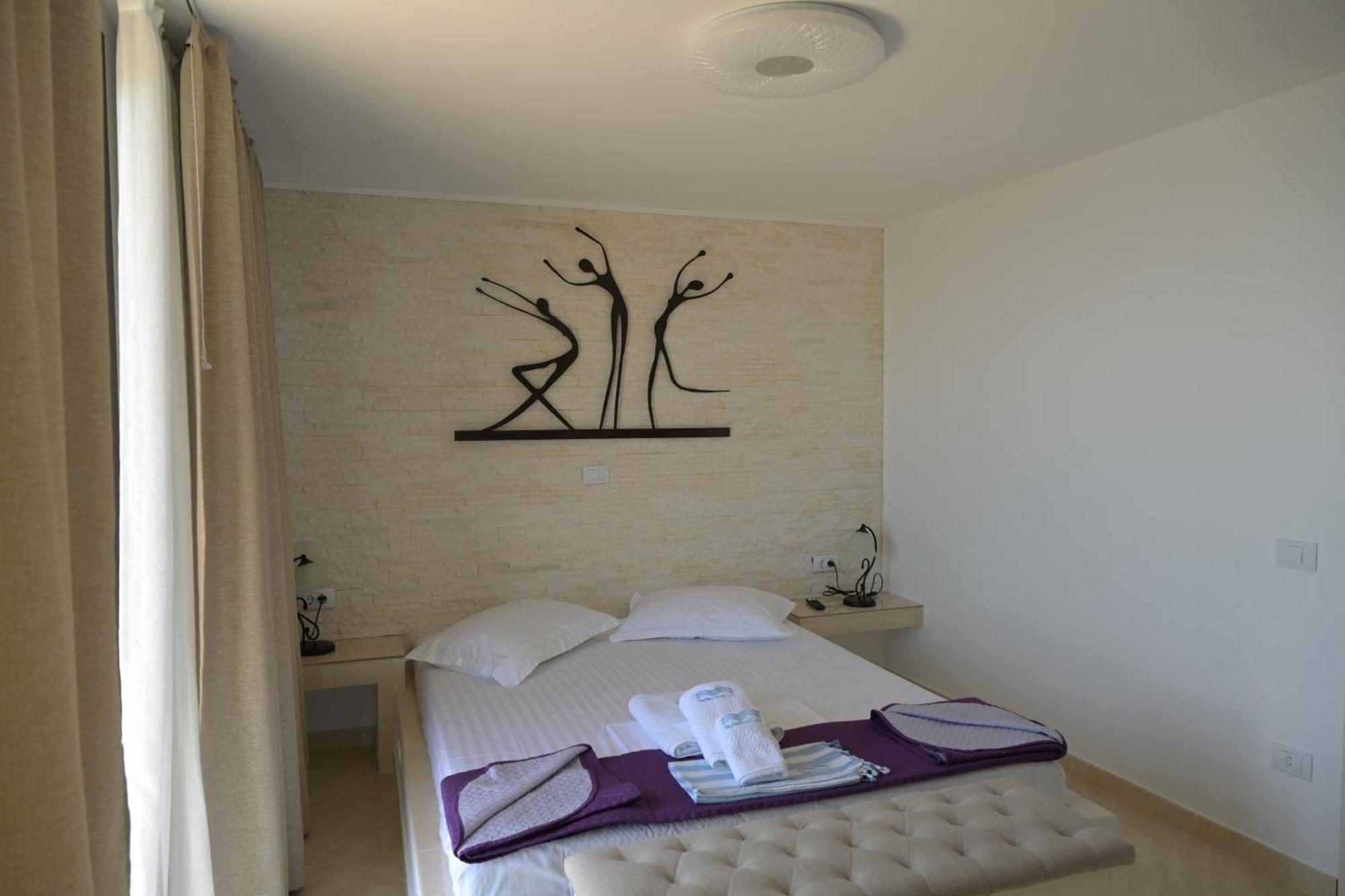 Sky Sea Resort & Villas 梅加利阿莫斯 外观 照片