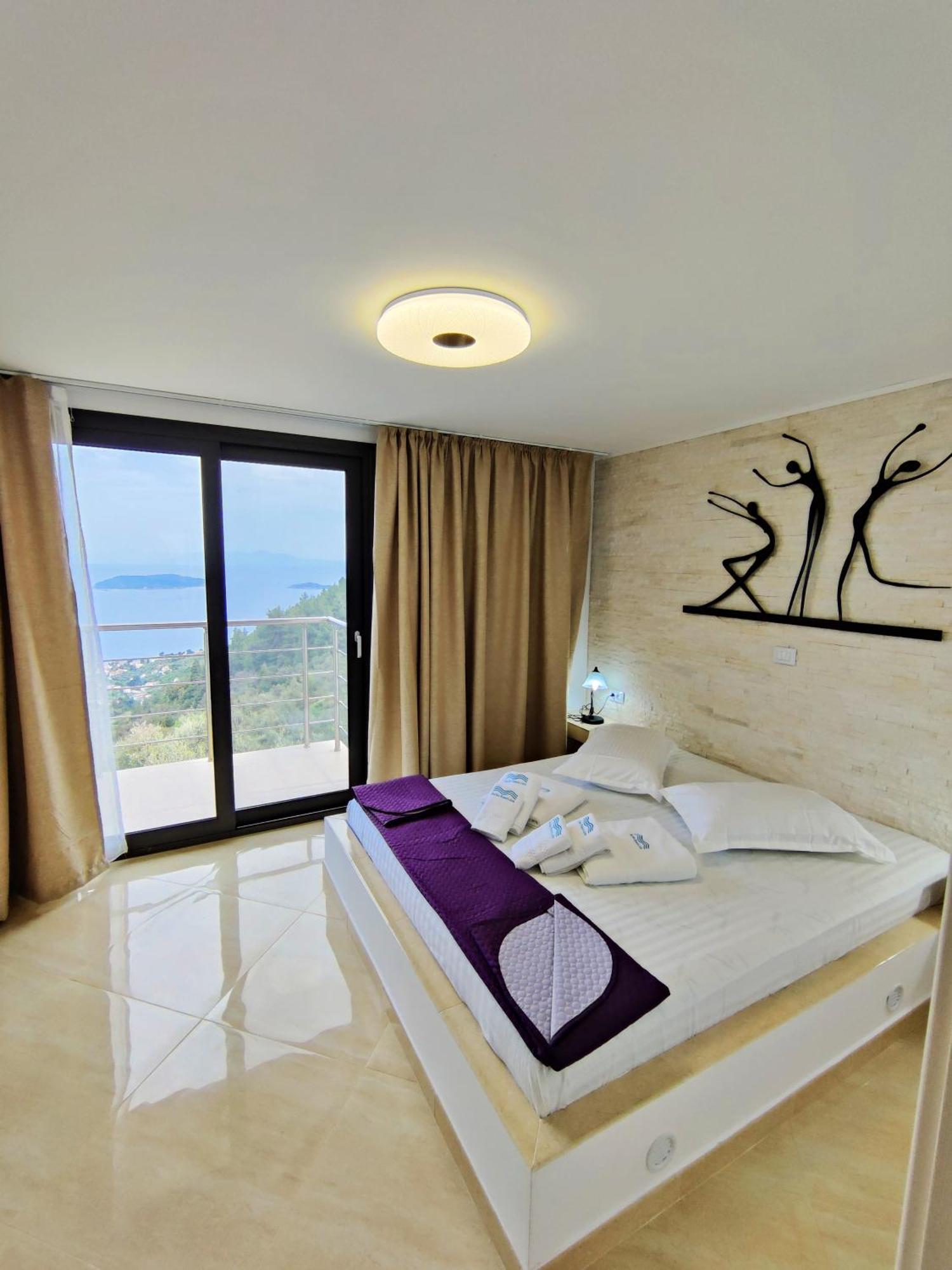 Sky Sea Resort & Villas 梅加利阿莫斯 外观 照片